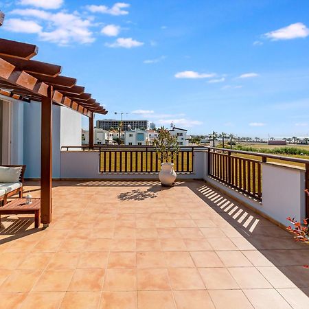 Villa Rosedale By Ezoria Villas ไอยานาปา ภายนอก รูปภาพ