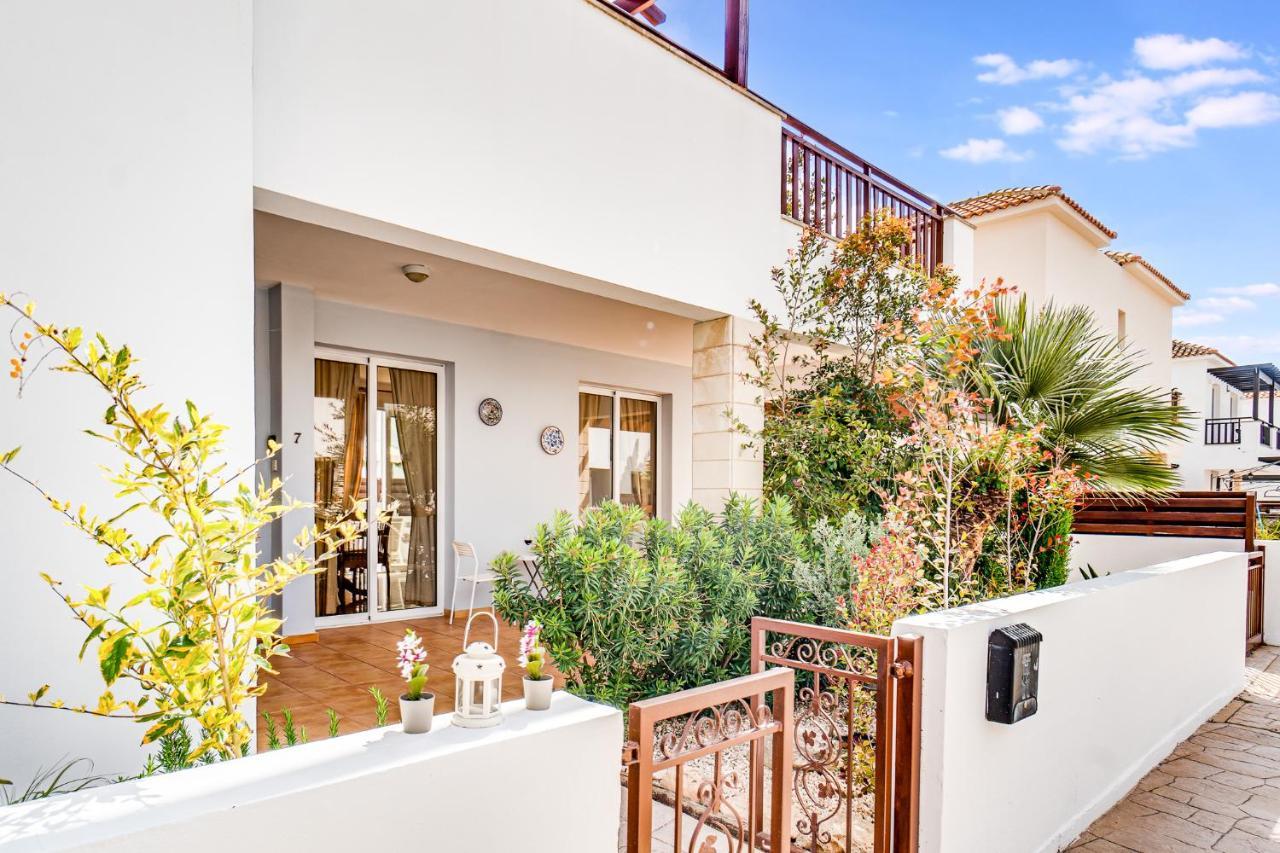 Villa Rosedale By Ezoria Villas ไอยานาปา ภายนอก รูปภาพ